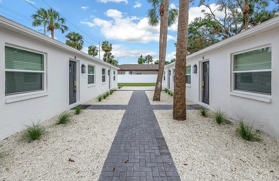 Foto principal - 3011 W Binnicker Ave