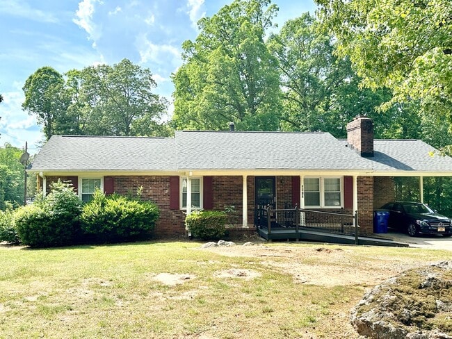 Versatile 3-Bedroom Home with Multiple Fle... - Versatile 3-Bedroom Home with Multiple Fle...