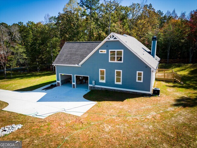 Building Photo - 124 Long Shoals Ave