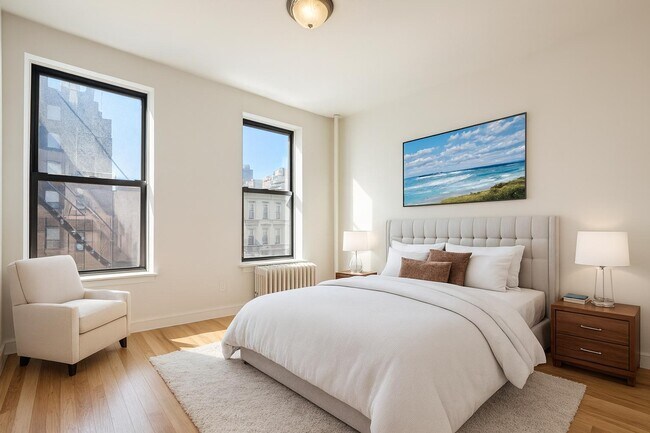 Building Photo - 401 E 68th St