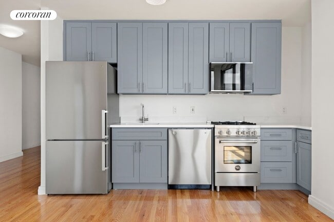 Building Photo - 181 E 119th St