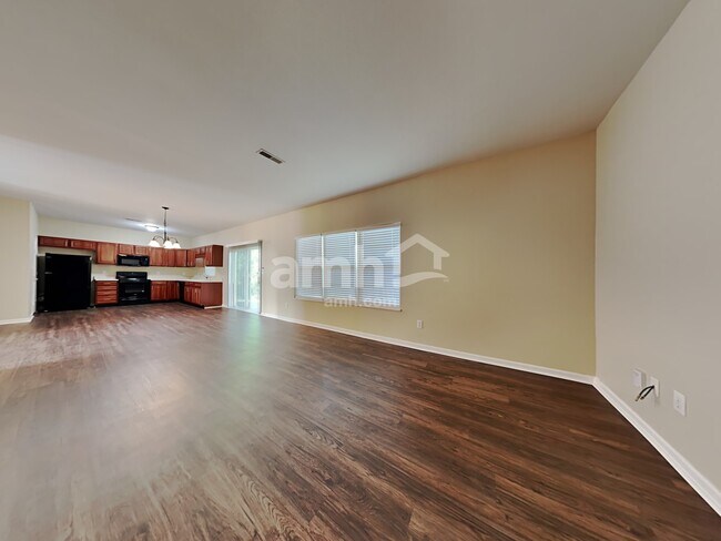 Foto del edificio - 11510 Perkins St