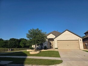 Building Photo - 1512 Springtree Dr