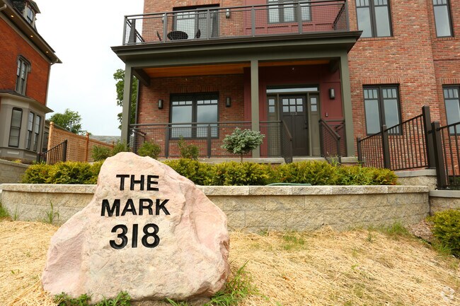 Building Photo - The Mark