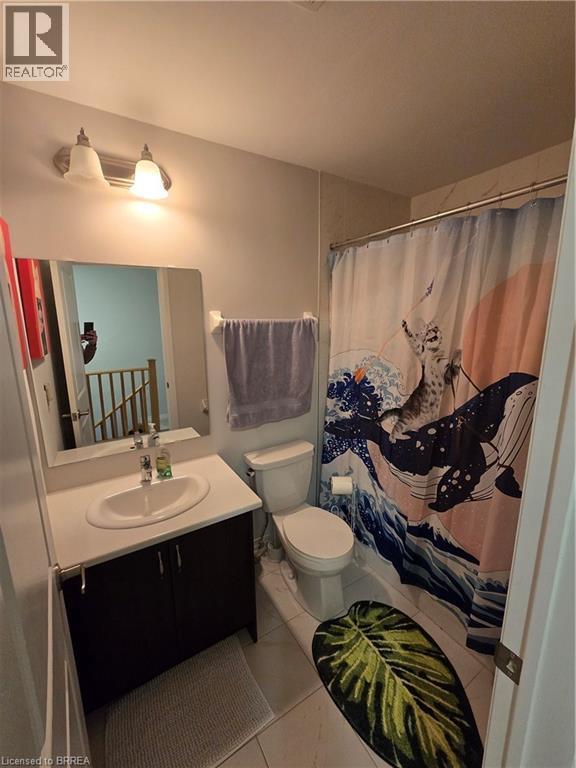 Building Photo - 585 Colborne St