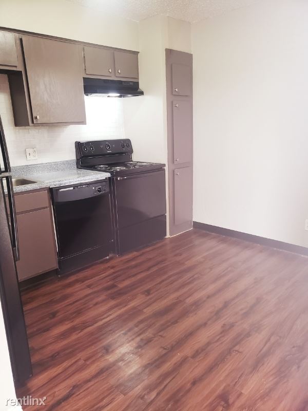 Building Photo - 1 br, 1 bath Apartment - 1000 Justice Way
