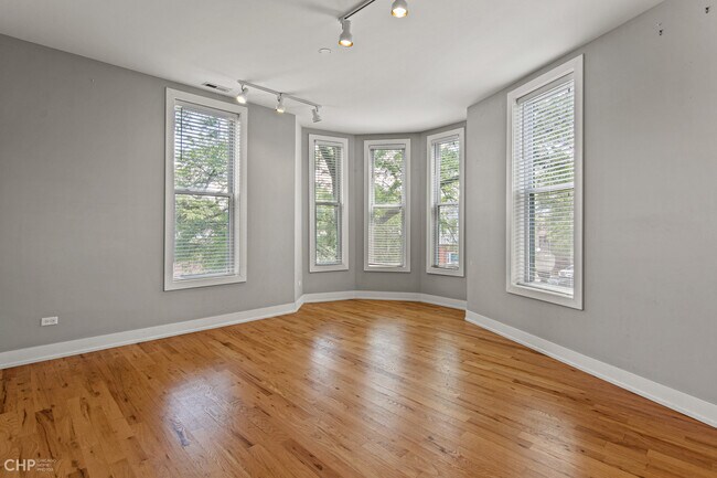 Foto del edificio - 2262 W Coulter St
