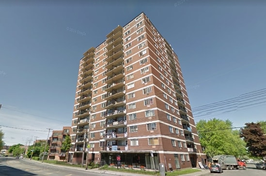 Building Photo - 6311 Av Somerled