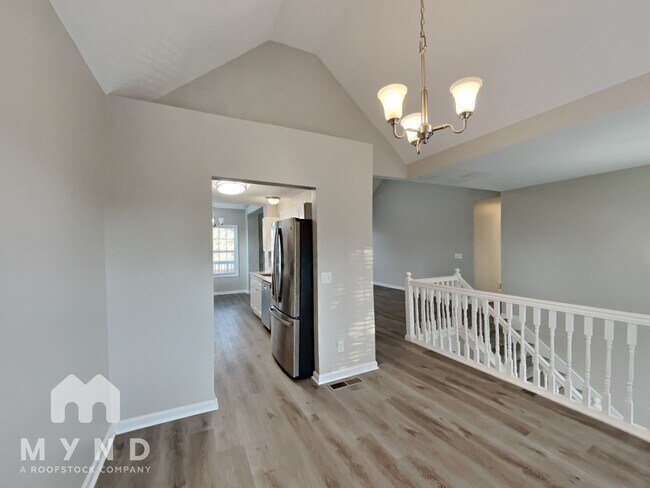 Foto del edificio - 17 Richmond Dr