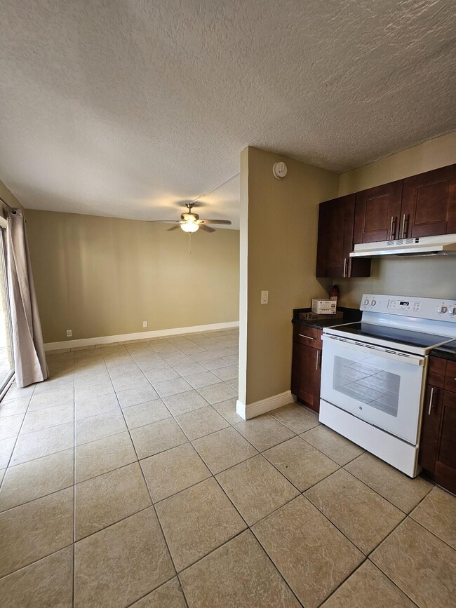 Building Photo - 1200 Blue Heron Blvd