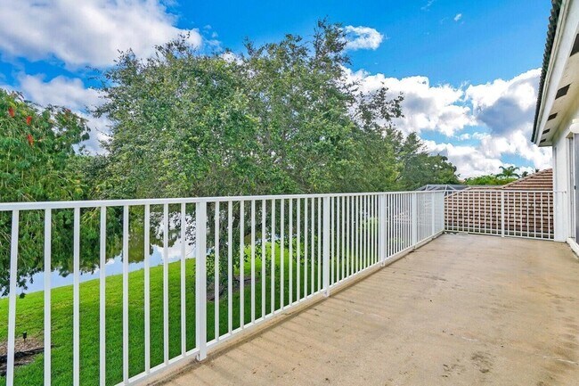 Building Photo - 1720 Corsica Dr
