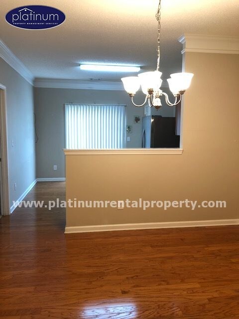 Foto del edificio - 415 Weatherstone Pl