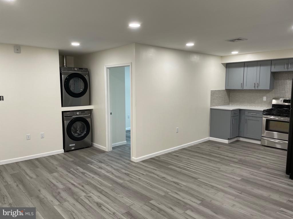 Foto principal - 910 Arch St