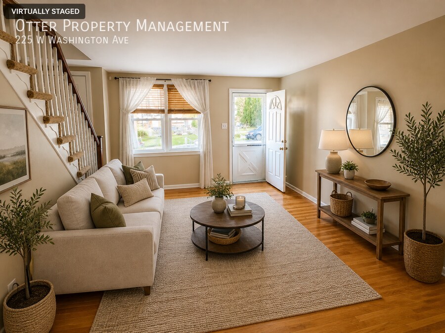 Photo - 225 W Washington Ave-