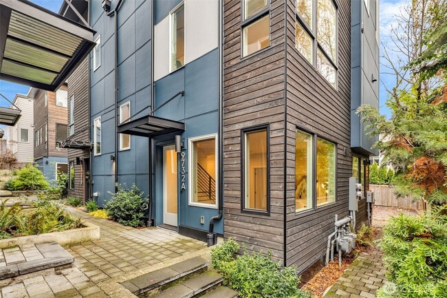 Foto del edificio - 9732 Woodlawn Ave N