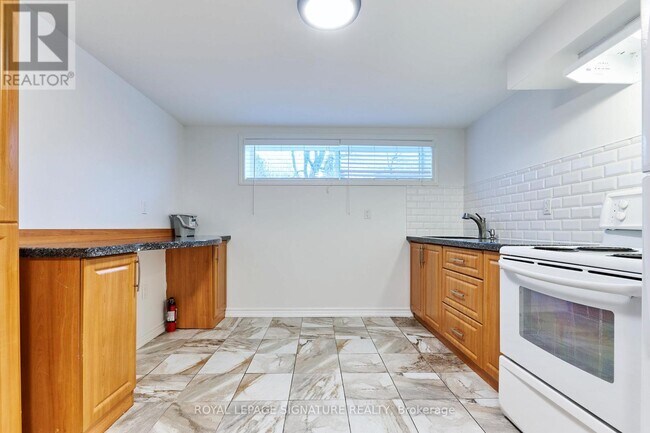 Photo du bâtiment - 43 Meadowacres Dr