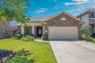 Building Photo - 27519 Gracefield Ln