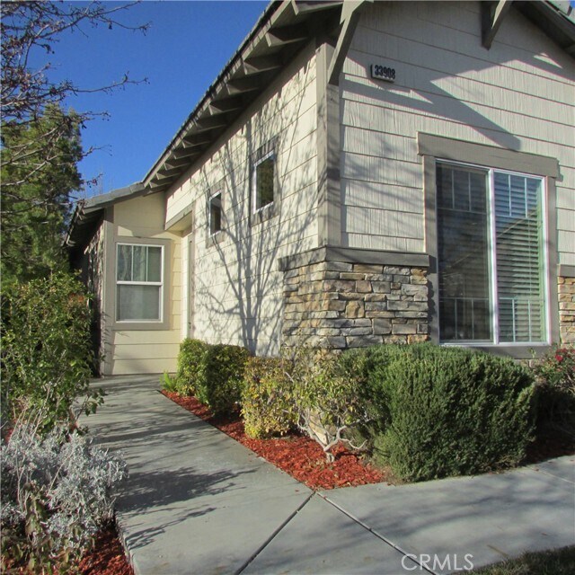 Building Photo - 33908 Lake Breeze Dr