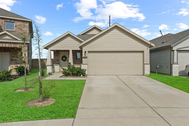 Building Photo - 7911 Tuscan Cypress Dr
