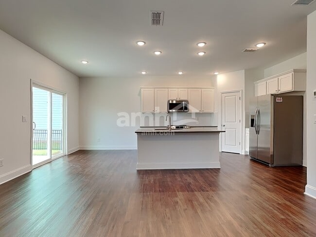 Building Photo - 759 Alcovy Ml Pk