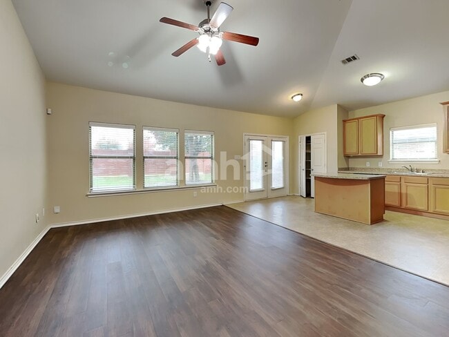 Building Photo - 12724 Ocean Spray Dr