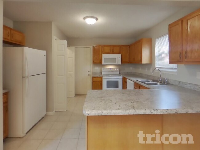 Foto del edificio - 10249 Cadogan Dr