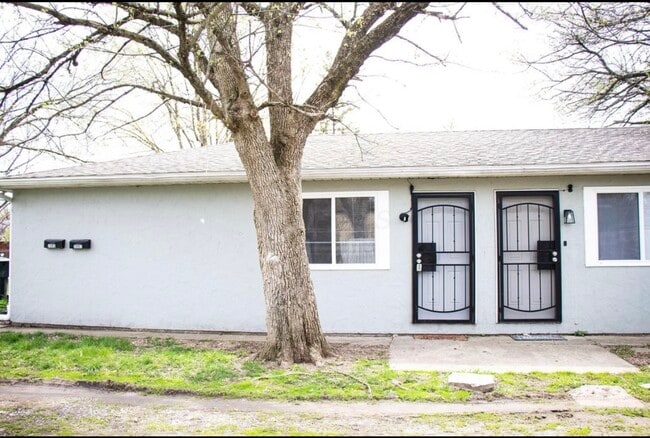 Building Photo - 2887 Atwood Ter