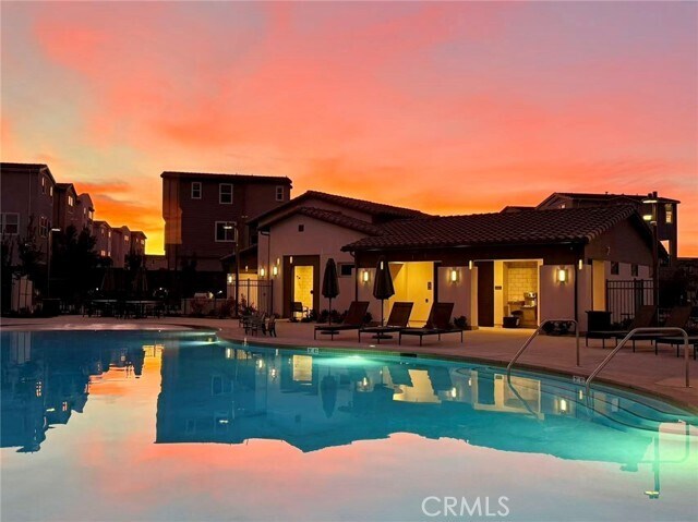 Building Photo - 731 Jasper St