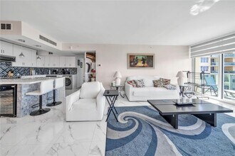 Building Photo - 2501 S Ocean Dr