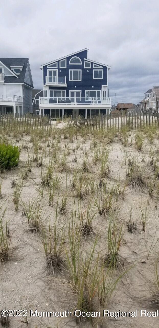 232 Dune Ave, Mantoloking, NJ 08738 House Rental in Mantoloking, NJ