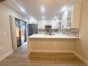 Building Photo - 205 Charter Way