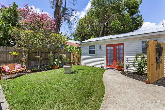 Cute guest house. Entrance through french doors. - 8234 Cohn St