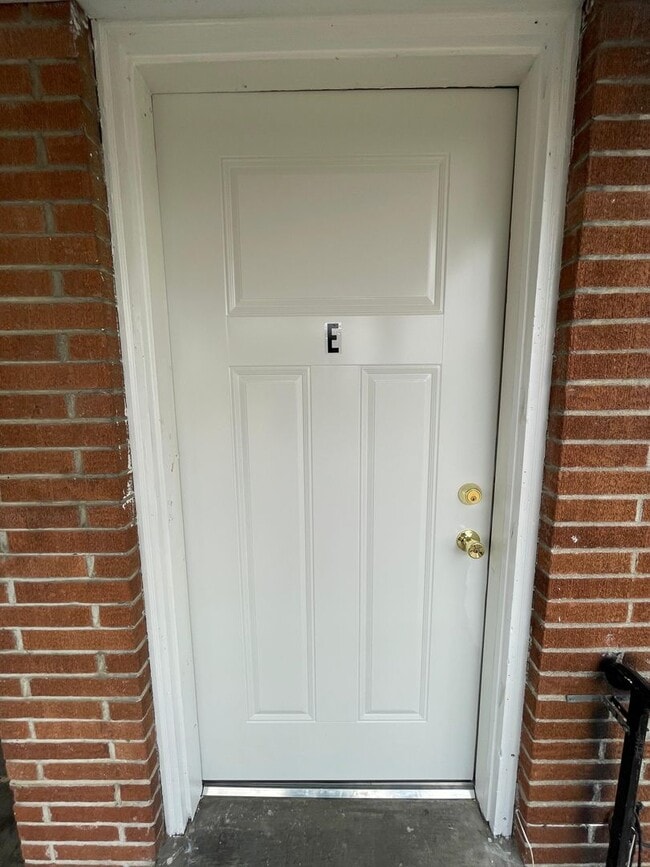 Foto del edificio - N Ellis