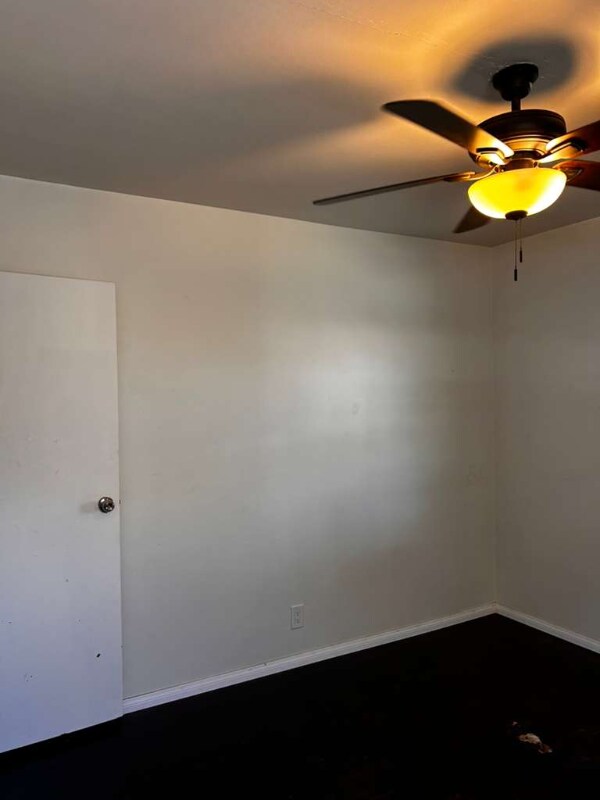 Foto del edificio - 2528 Denmead St