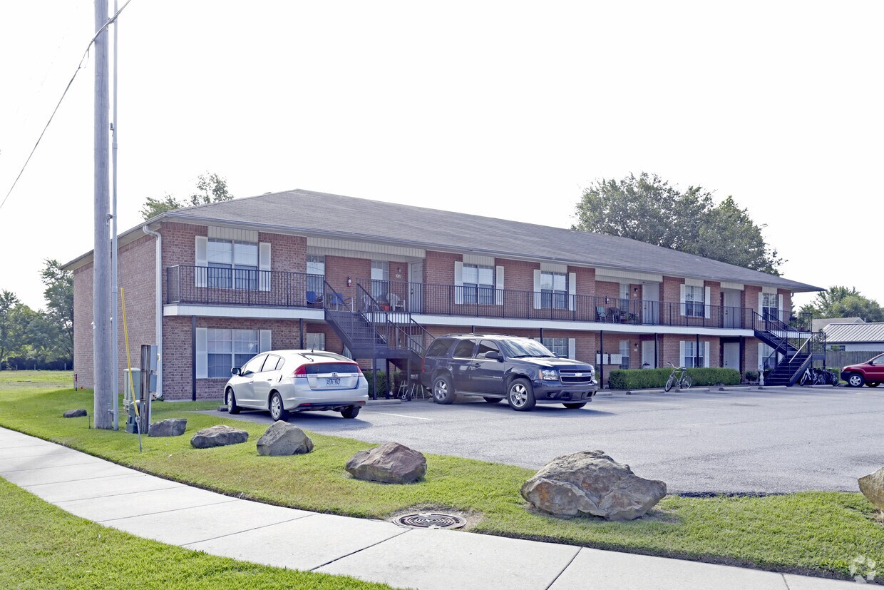 329 Berry St, Springdale, AR 72764 Rentals in Springdale at 329 Berry