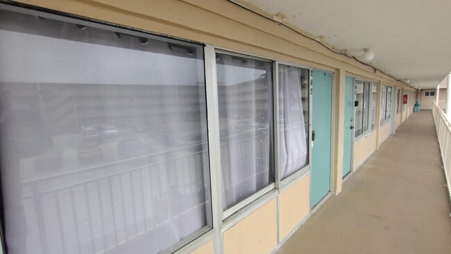 Building Photo - 219 S Atlantic Ave