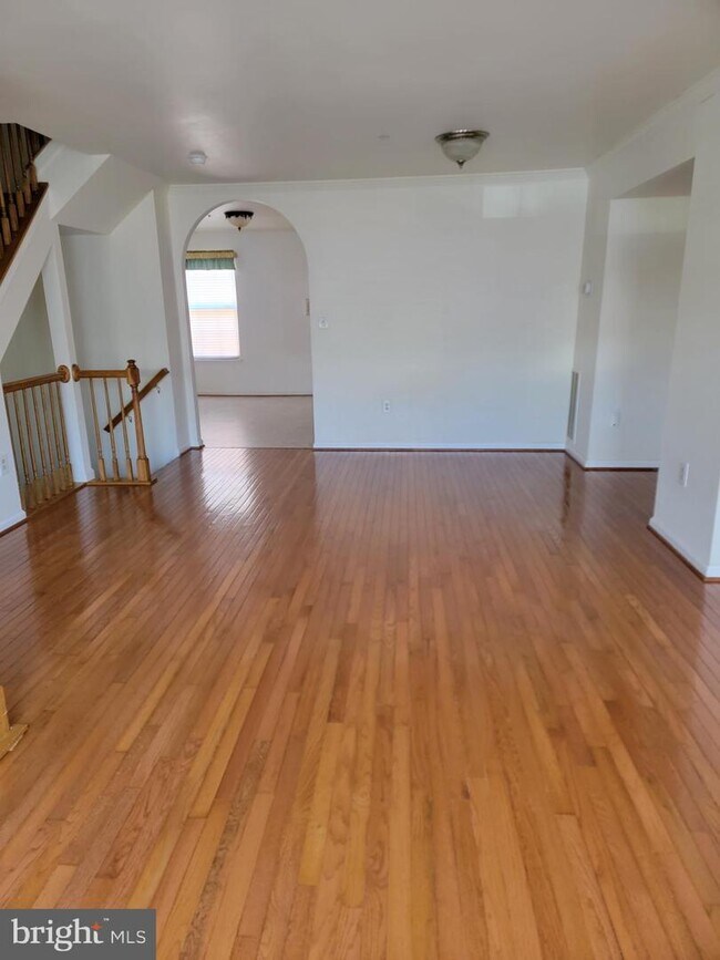 Building Photo - 1809 Manorfield Ct