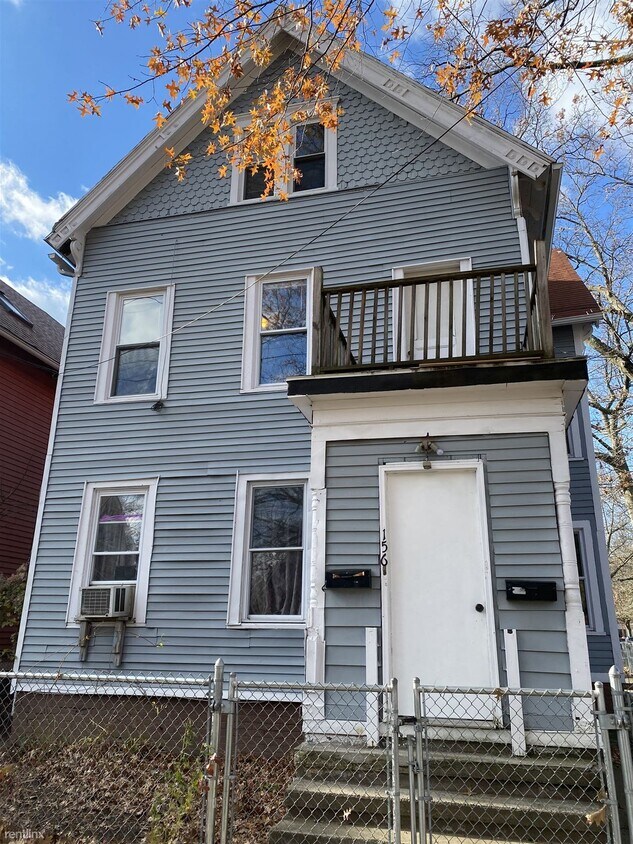 5 br, 2 bath Duplex 156 Newhall St Unit 2 Townhome Rentals in New