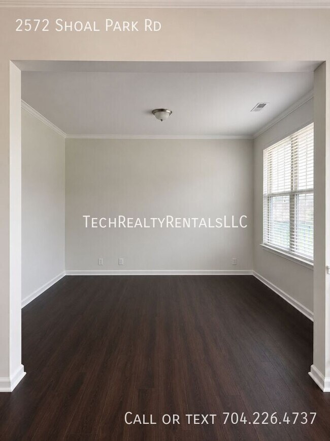 Building Photo - 2572 Shoal Park Rd