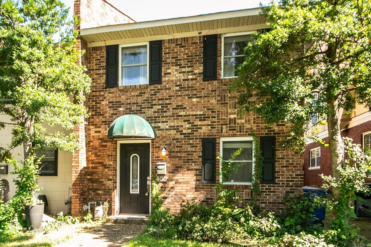 Foto principal - 403 W 4th St