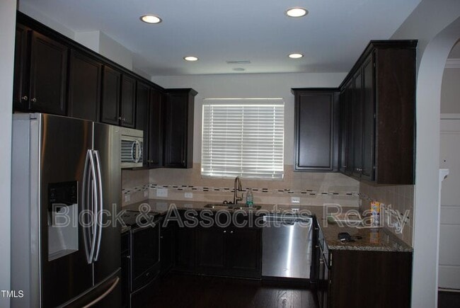 Building Photo - 748 Wickham Ridge Rd
