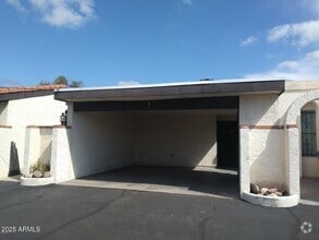 Building Photo - 2940 N 38th St