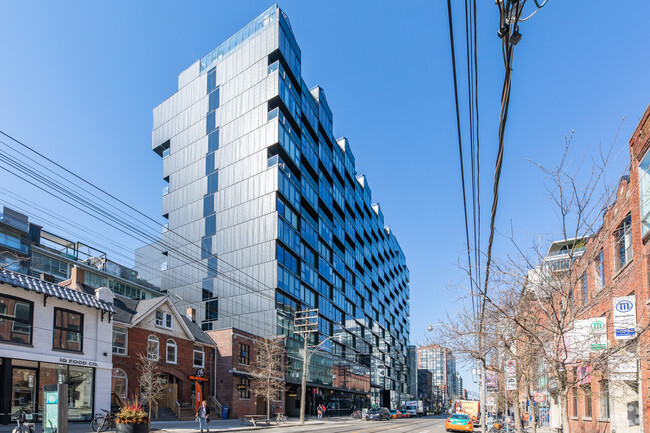 Building Photo - Thompson Residences
