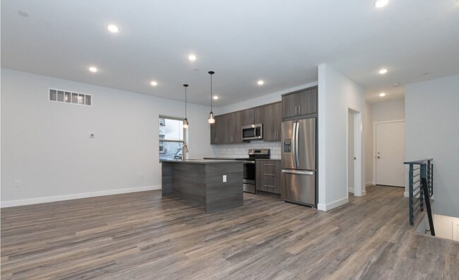 Foto del edificio - 1265 N Newkirk St