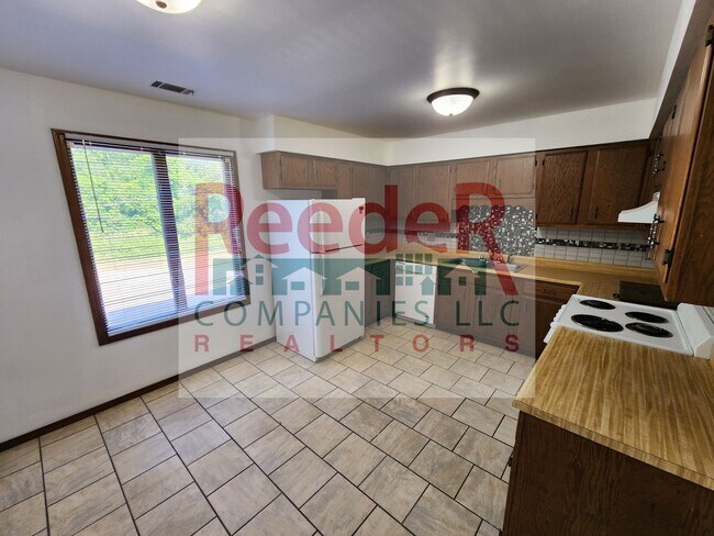 Building Photo - 7344 Hohman Avenue