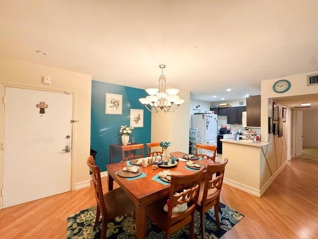 Photo - 124 NE 19th Ct Apartment