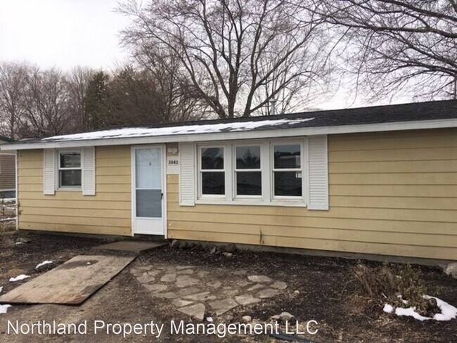 Foto del edificio - 3 br, 1 bath House - 3843 Franke Rd