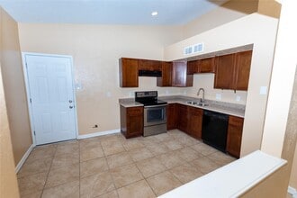 Building Photo - 5610 Wallis Trail Ct