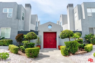 Building Photo - 1436 20th St