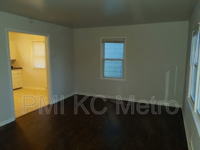 Building Photo - 1114 N Union St